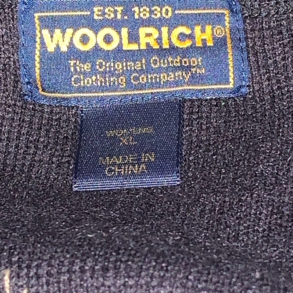 Vintage Woolrich Sweater Womens XL Black Holly And Pine Holiday Embroidered - Picture 4 of 7